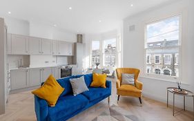 Super Stylish 2 Bed Apartment Brixton London Zone 1-3